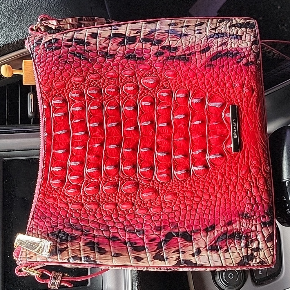 BRAHMIN CROSSBODY BAG